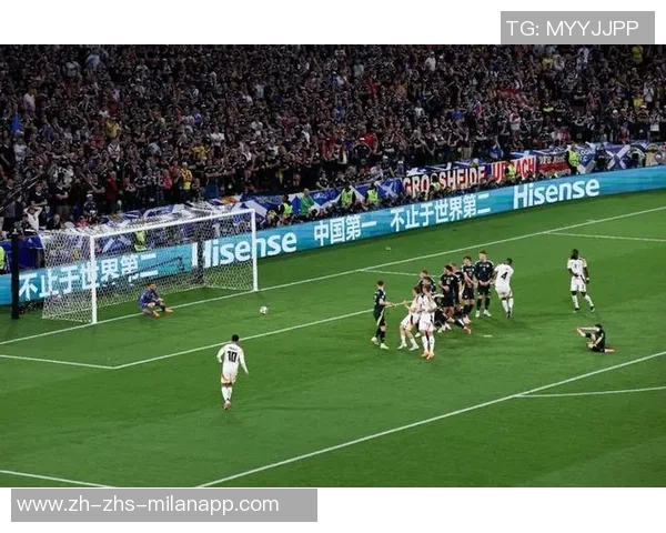 巴萨与尤文图斯激战正酣足球盛宴引发全球关注与热议